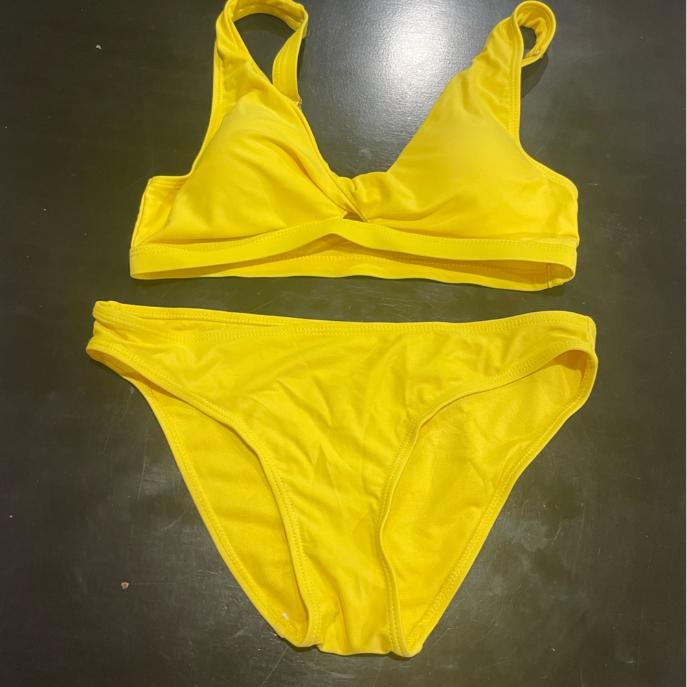 Bikini said, never worn